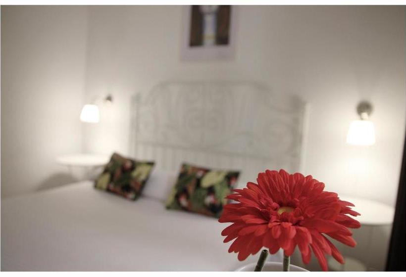 تختخواب و صبحانه Alvorada Rooms