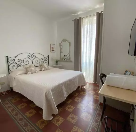 تختخواب و صبحانه Alvorada Rooms