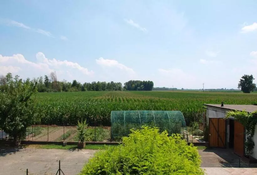 Aamiaismajoitus (B&B) Cascina La Barona