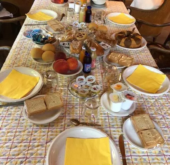 Aamiaismajoitus (B&B) Cascina La Barona