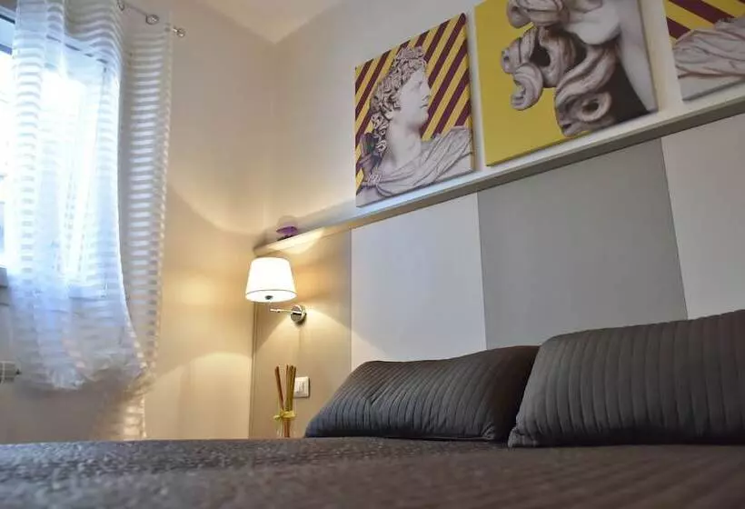 ベッドアンドブレックファースト Conte Ardi Luxury Rooms