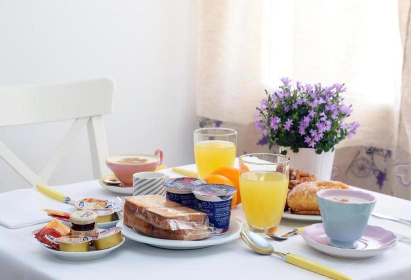 Bed And Breakfast Country Cottage