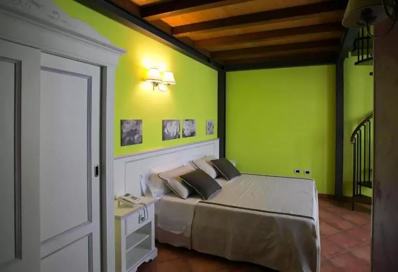 ホテル Baglio Borgesati