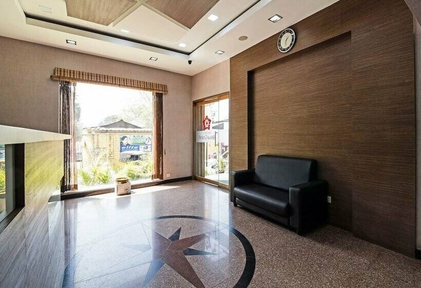 Capital O 11563 Hotel Shiva Grand Inn