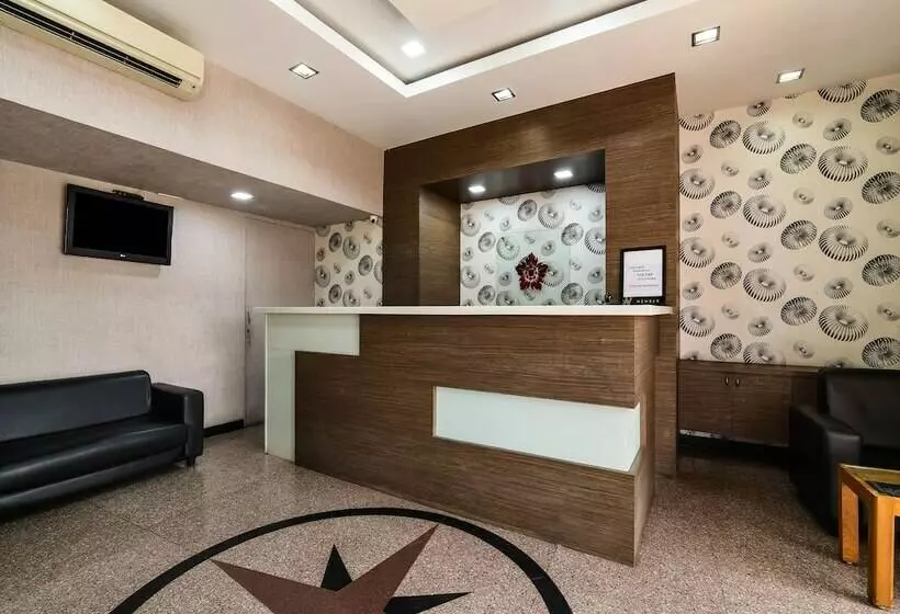 Capital O 11563 Hotel Shiva Grand Inn