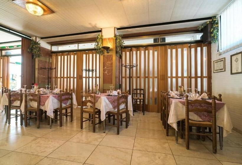 فندق Ristorante Stella