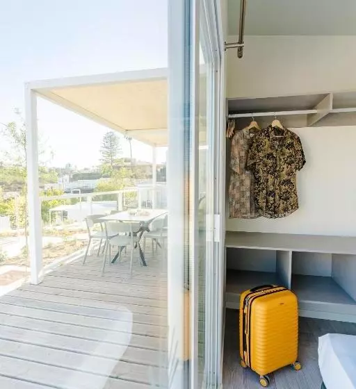 ホテル Costa Del Sol Glamping Village