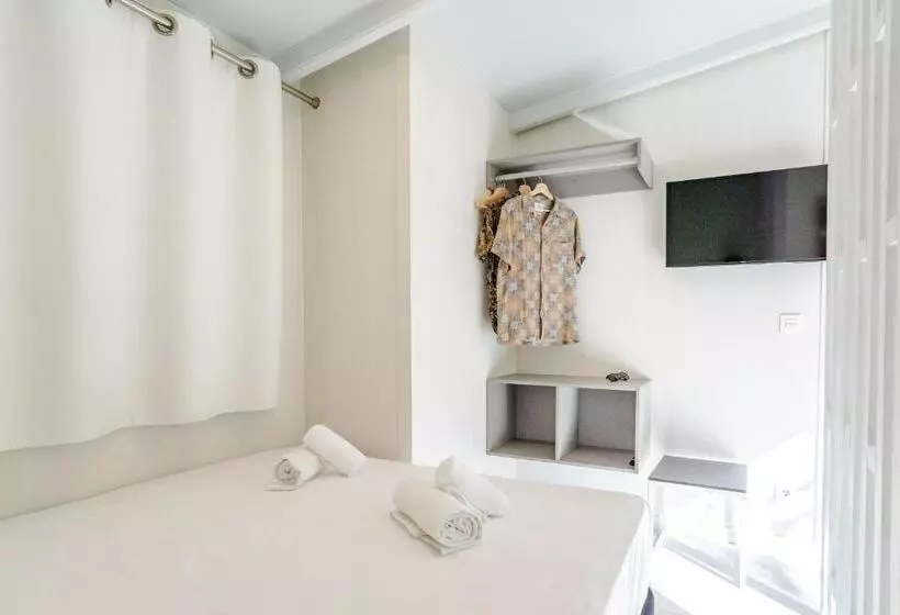 ホテル Costa Del Sol Glamping Village