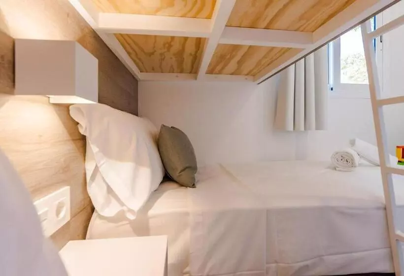 ホテル Costa Del Sol Glamping Village