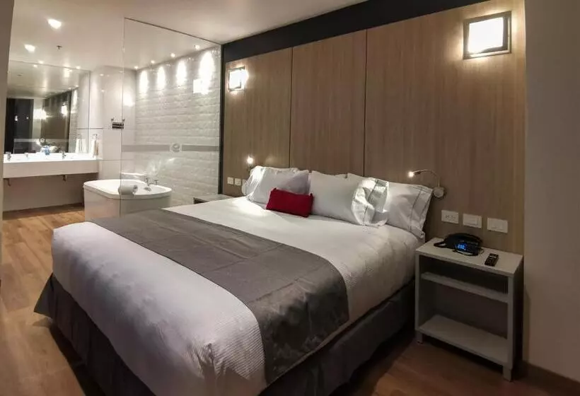 Hotelli Ramada Encore By Wyndham  Monterrey Apodaca Zona Aeropuerto