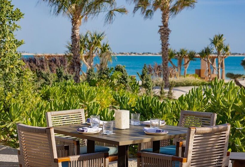 هتل The St. Regis Red Sea Resort
