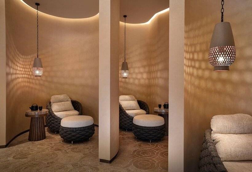 هتل The St. Regis Red Sea Resort