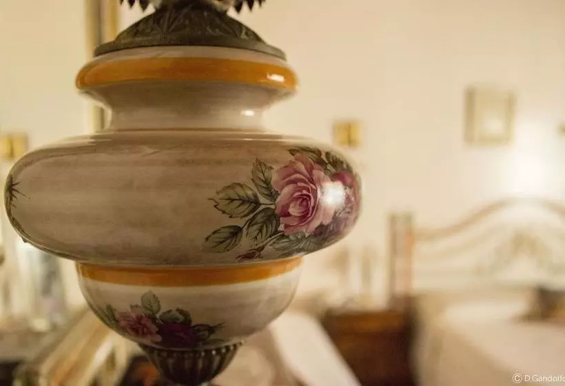 تختخواب و صبحانه Villa Gagliardetta