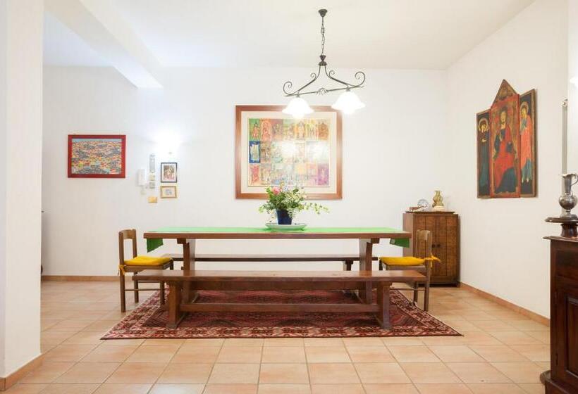 تختخواب و صبحانه La Villa Di Lucia