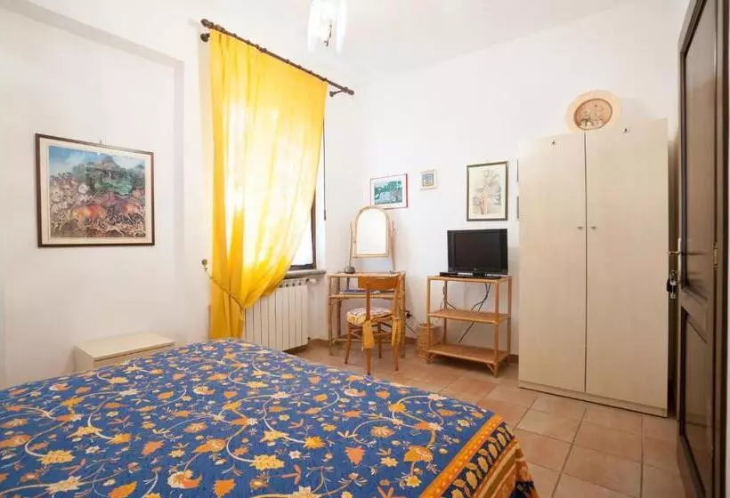 تختخواب و صبحانه La Villa Di Lucia