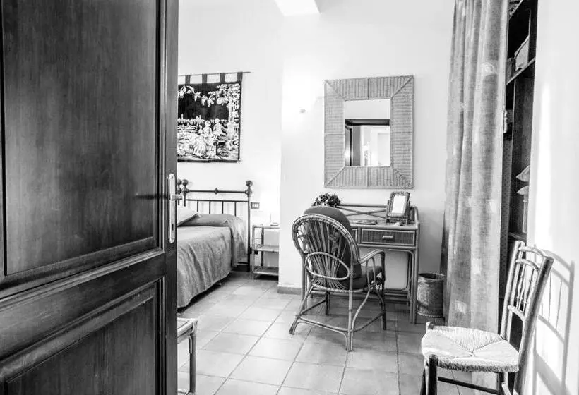تختخواب و صبحانه La Villa Di Lucia