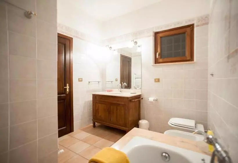 تختخواب و صبحانه La Villa Di Lucia