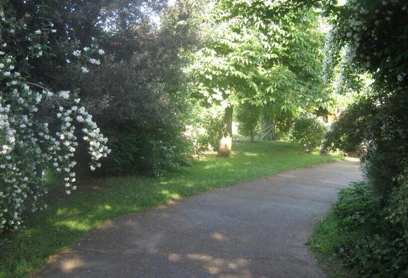 تختخواب و صبحانه La Villa Di Lucia