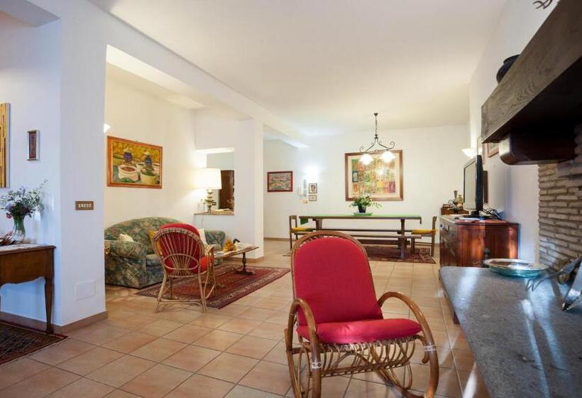 تختخواب و صبحانه La Villa Di Lucia