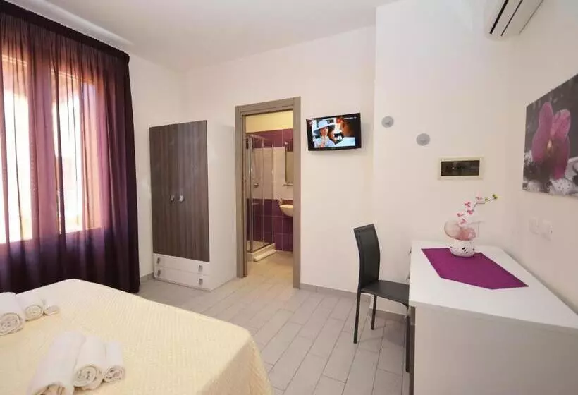 ベッドアンドブレックファースト Le Falesie Di Castelluzzo