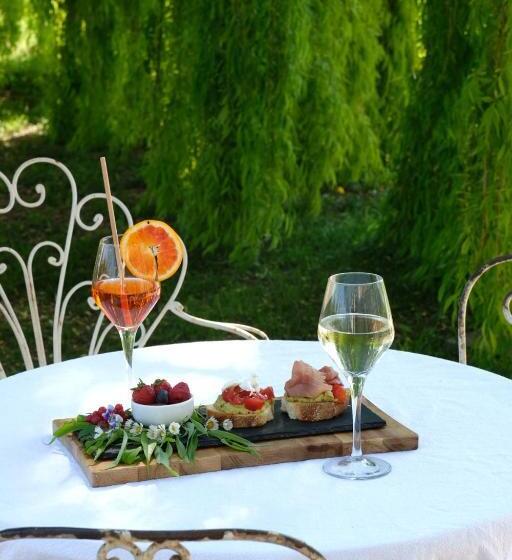 مبيت وإفطار Tenuta Agriturismo La Borina