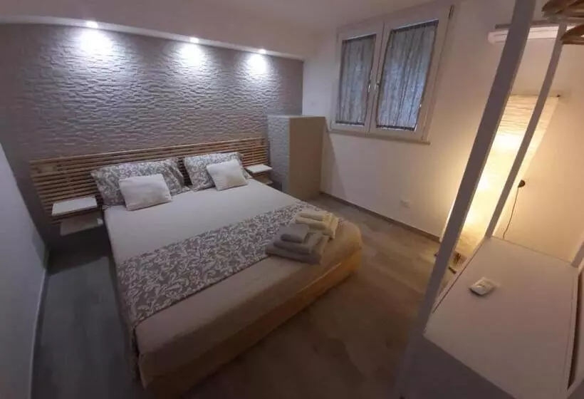 تختخواب و صبحانه The Incantation Guest House