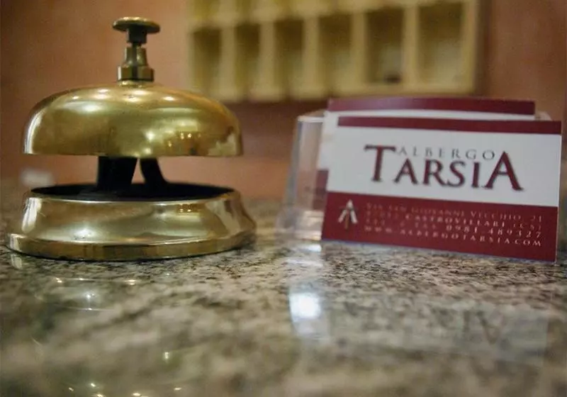 ホテル Albergo Tarsia
