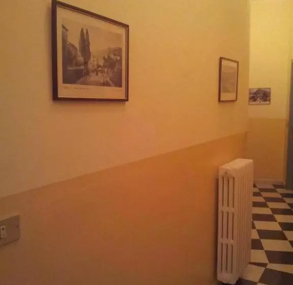 ホテル Albergo Tarsia