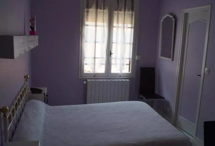 هتل Hôtel Les Mimosas