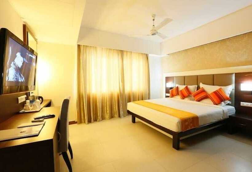 בית מלון כפרי Moonlit Regency