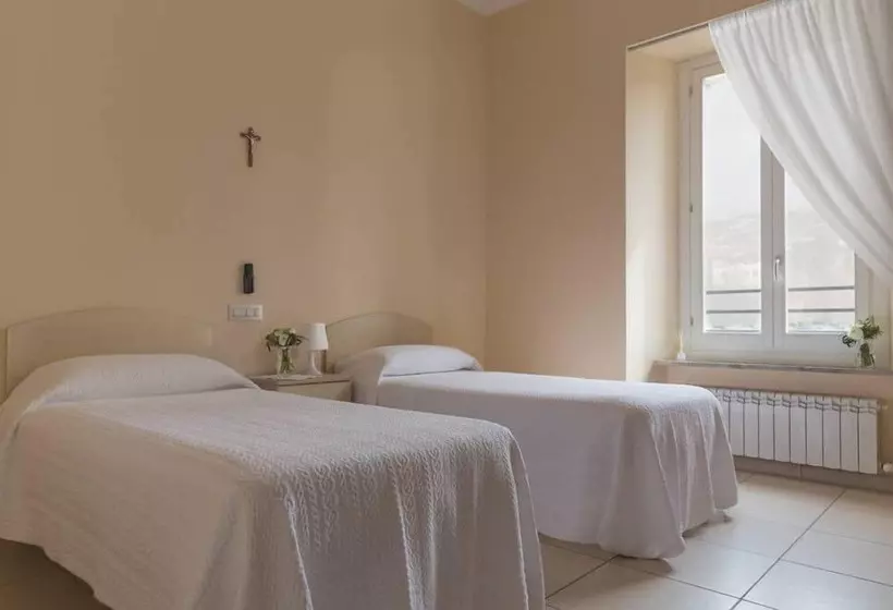 Hotelli Pensione Piemonte