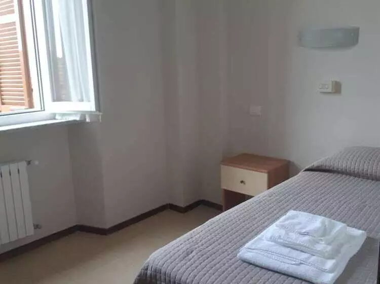 Hotelli Pensione Piemonte