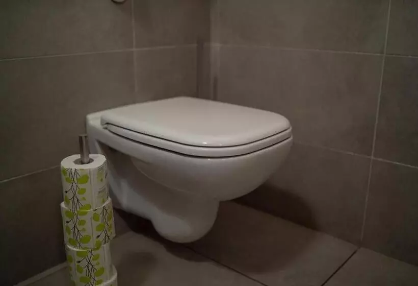 Luogo Comune Ostello