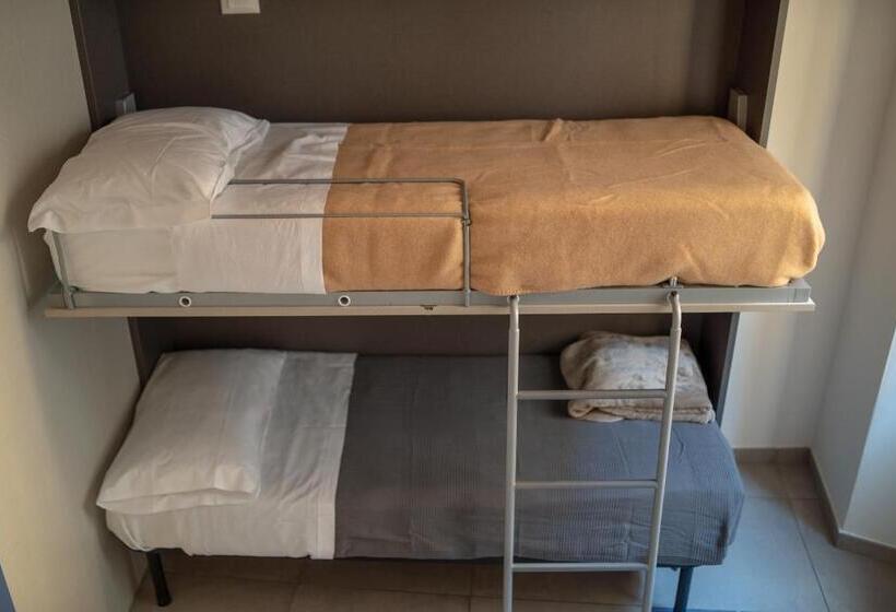 Luogo Comune Ostello