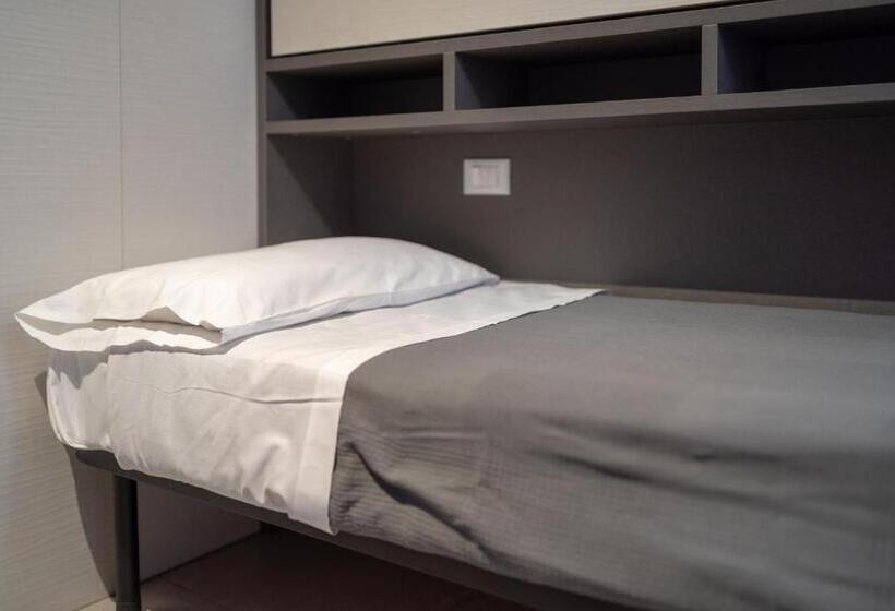 Luogo Comune Ostello