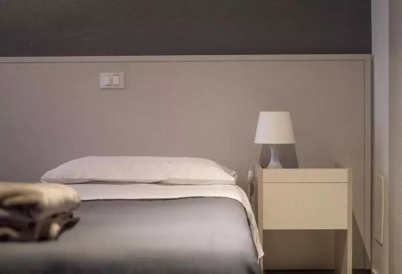 Luogo Comune Ostello