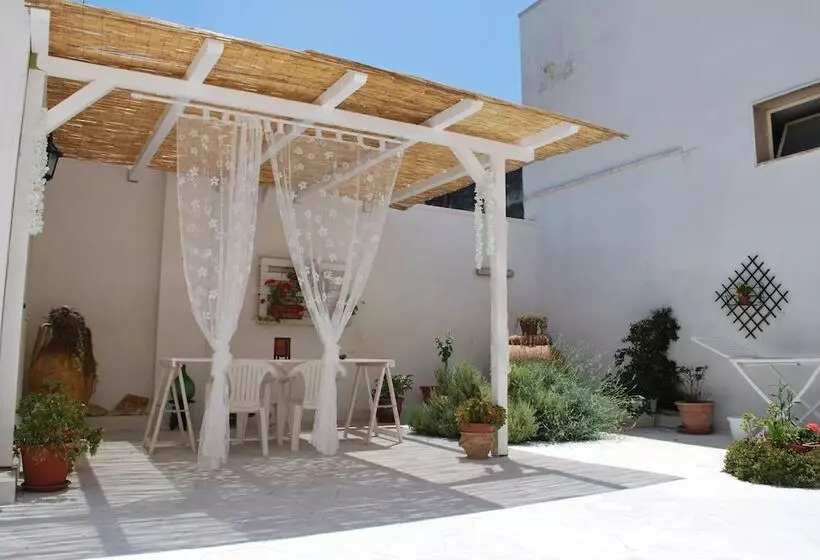 Aamiaismajoitus (B&B) A Casa Di Mich Il Salento Lu Sule Lu Mare Lu Ientu