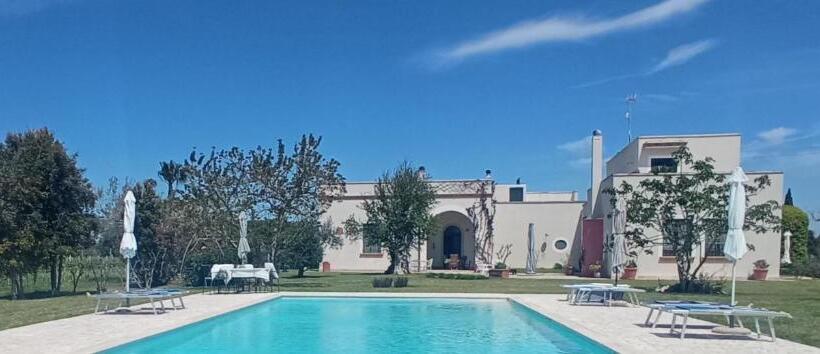 مبيت وإفطار Tenuta Alla Castellana