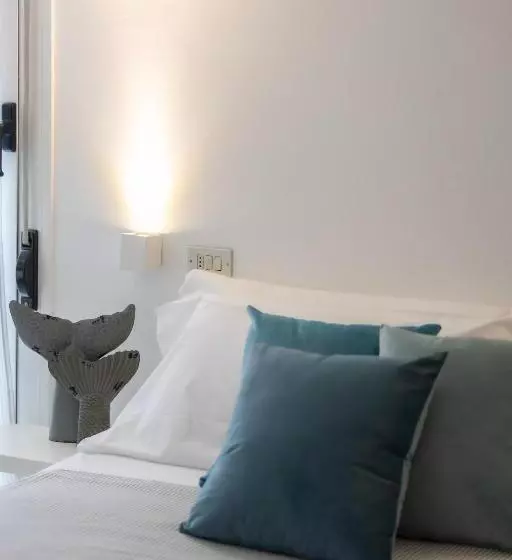 ホテル Adriatica Con Piscina