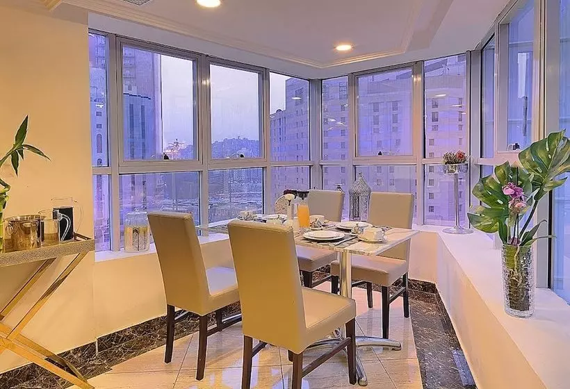 Hotelli Al Thuria Grand