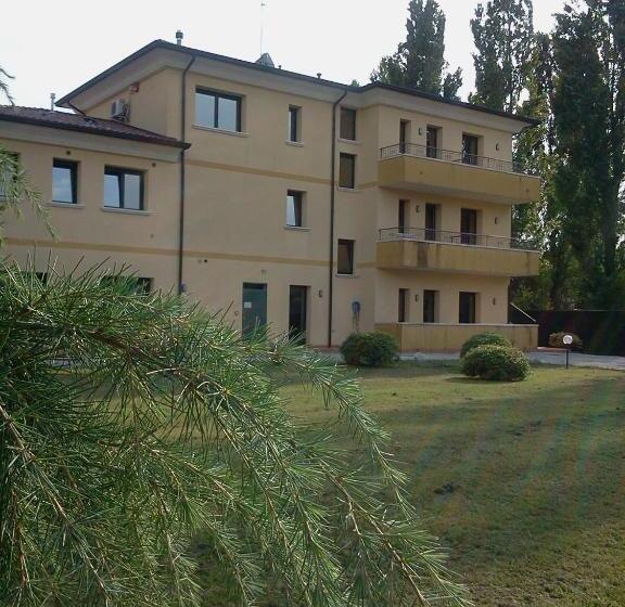 ホテル Albergo Al Portico