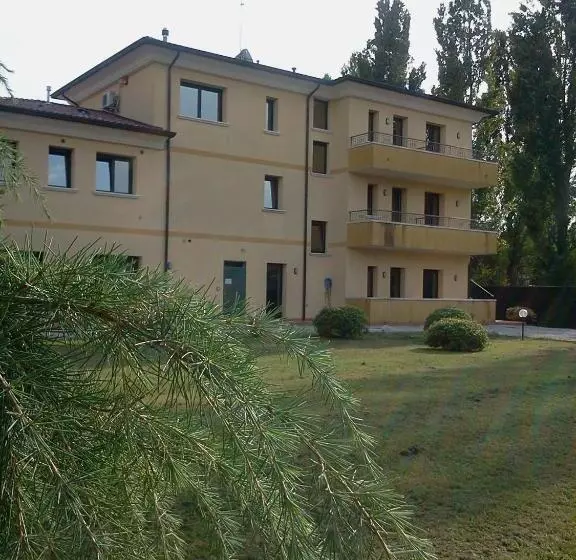 Hotelli Albergo Al Portico