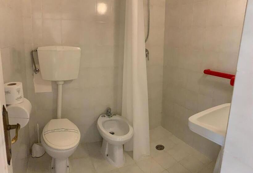 בית מלון כפרי Aurora