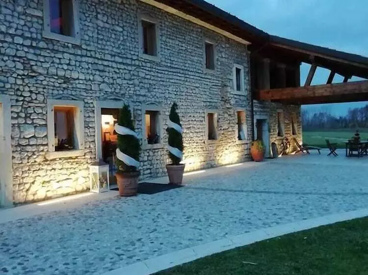 Hotelli Country House Due Fiumi