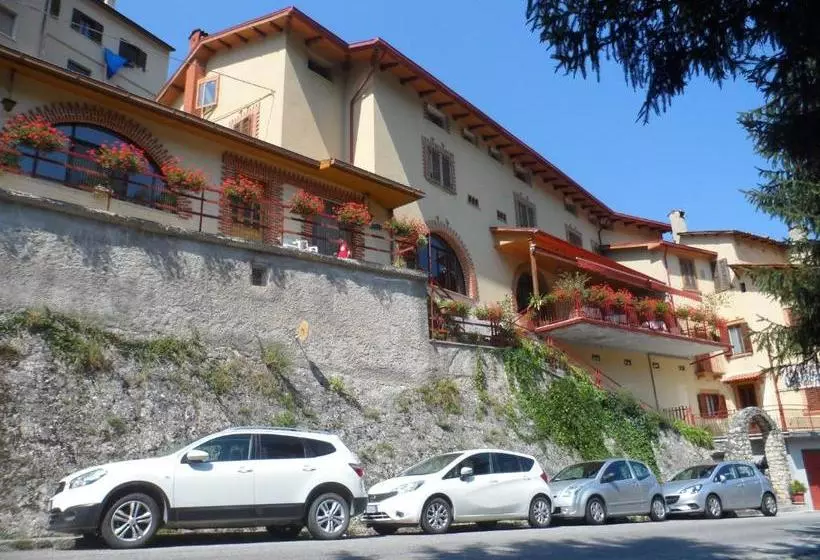 Hotelli Grotta Dei Colombi