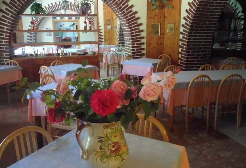 Hotelli Grotta Dei Colombi