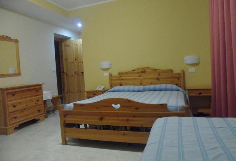 ホテル Grotta Dei Colombi