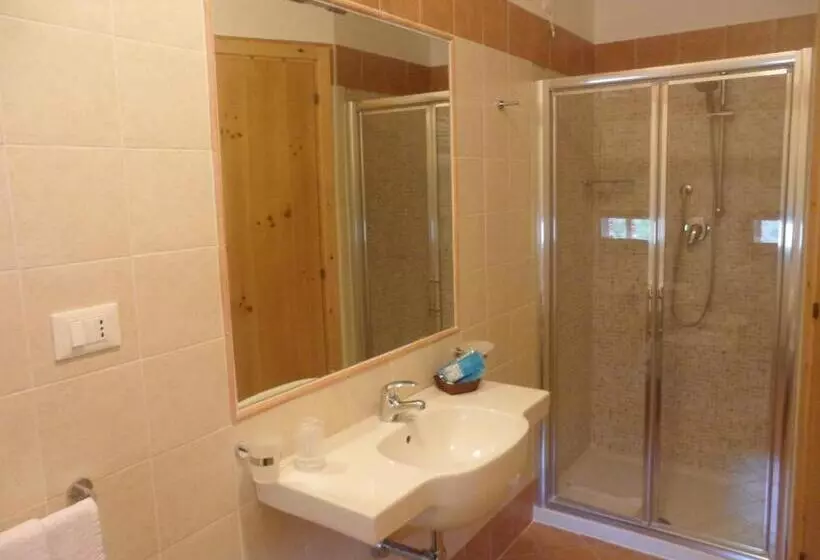 Hotelli Grotta Dei Colombi