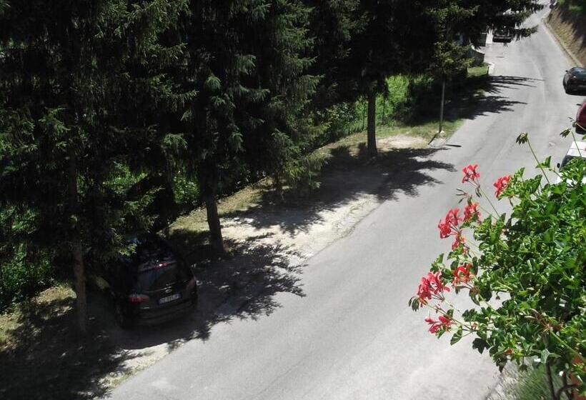 ホテル Grotta Dei Colombi