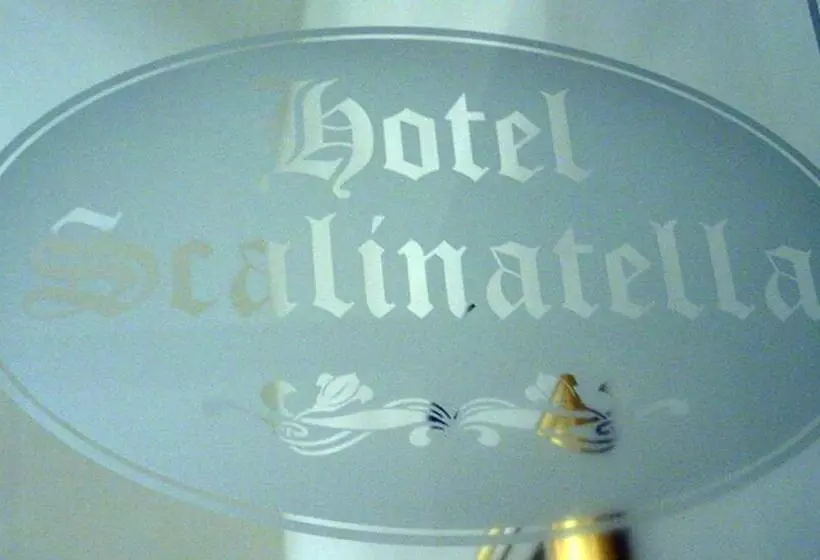 ホテル Scalinatella